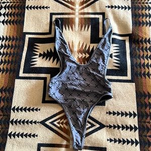 Boutine LA x grey one piece